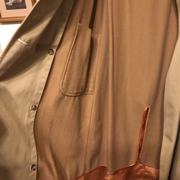Evan Picone Trench Coat. Beautiful women’s long coat. Vintage.☀️Warm satin lined - Picture 5 of 16